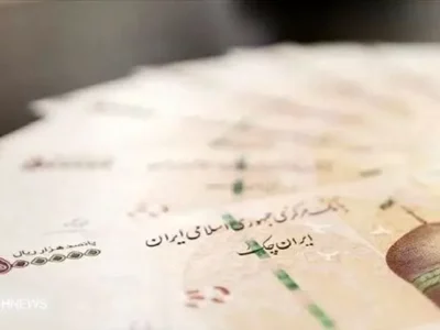 وام ۵۰۰ میلیونی در جیب نمایندگان مجلس | حقوق بهارستانی ها ۱۳ برابر کارگران است!