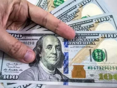 قیمت دلار آزاد امروز ۱۹ دی اعلام شد