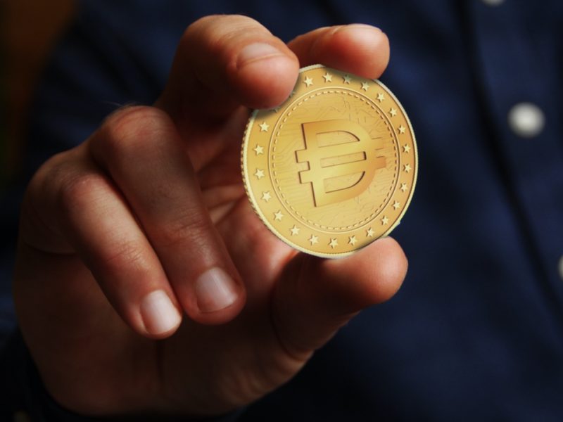 آیا دای می‌تواند از سایر استیبل کوین‌ها پیشی بگیرد؟
