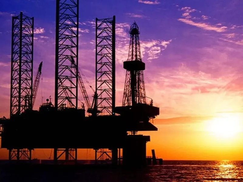 شمشیر زهرآلود عراق به جان ایران خورد