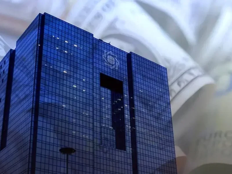 فولادی‌ ها و نفتی‌ ها مجاز به عرضه ارز در بازار دوم شدند