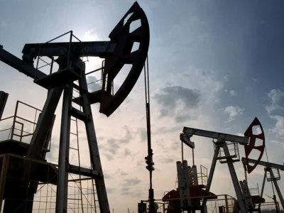 نفت در سراشیبی سقوط؛ ترامپ وعده فشار بر چین داد