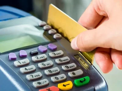 کارت امید به کارکنان و بازنشستگان فراجا رسید؛ نقدی یا اقساطی با تخفیف