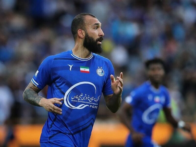 بازگشت مهم قبل از دربی/روزبه چشمی آماده ورود به میدان شد