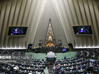 بیانیه مجلس؛ دولت سهمیه سوخت را به کارت‌های‌ بانکی منتقل کند