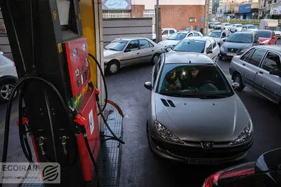 توضیحات جدید دولت درباره بنزین/ شوک‌درمانی نکردیم مصوبه شفاف است و محرمانگی ندارد