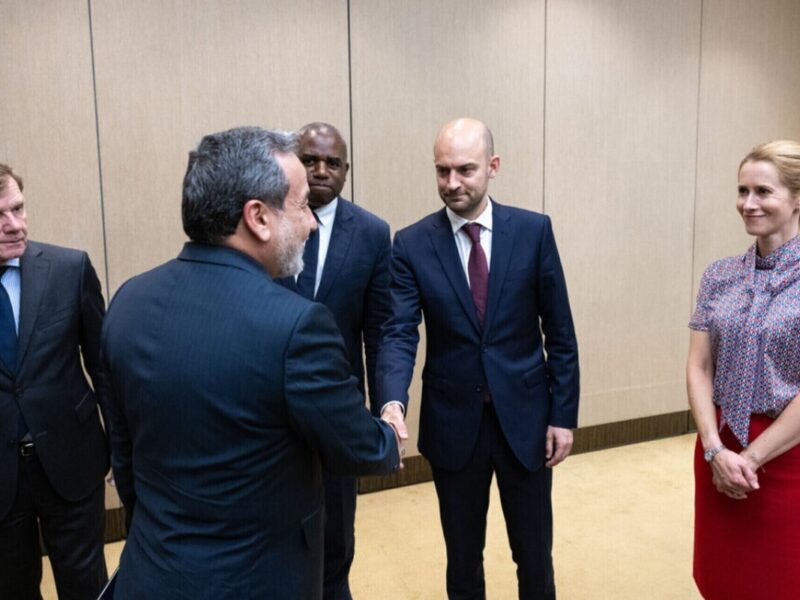 دیدار عراقچی و وزیر خارجه فرانسه/ ژان نوئل بارو: از ایران می‌خواهیم که هر چه زودتر به میز مذاکره بازگردد