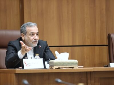 مطالبات عراقچی از جامعه جهانی برای احقاق حقوق قربانیان تسلیحات شیمیایی