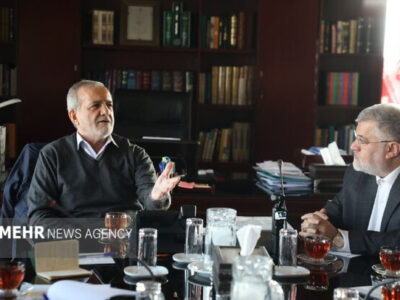 پزشکیان به استانداری تهران رفت؛ هدف بررسی توسعه شبکه ریلی استان