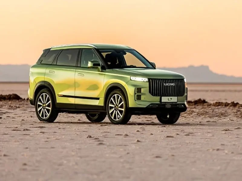 آخرین تغییرات بازار خودرو امروز دوشنبه ۱۰ آذر ۱۴۰۴/ این خودرو در یک روز ۲۵۰ میلیون تومان گرانتر شد