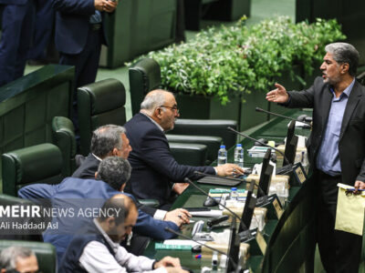 آغاز جلسه علنی مجلس؛ سؤال از وزیر نیرو و بررسی پرونده آتش‌سوزی الیت