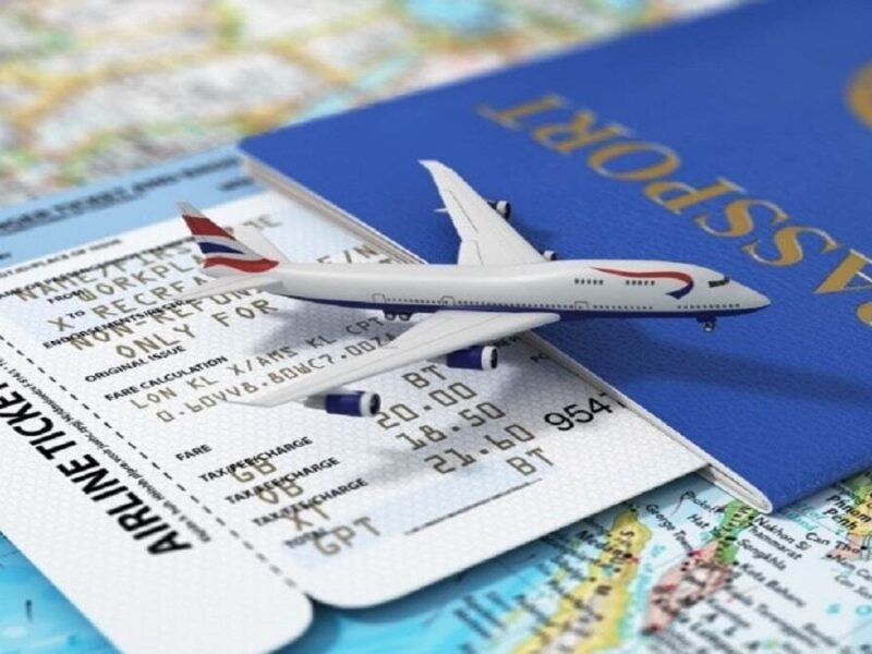 آیا نوسان لحظه‌ ای نرخ ارز تأثیری بر قیمت هواپیما دارد؟