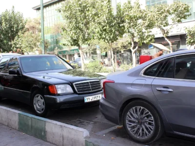 اثر افزایش قیمت دلار در بازار خودرو / بازار خودرو در رکود کامل