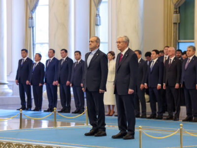 استقبال رسمی رئیس جمهور قزاقستان از پزشکیان