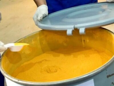 اورانیوم خود را می‌فروشیم / خریدار علاقه‌مند جلو بیاید