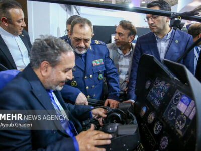 تأکید وزیر دفاع بر همکاری دوطرفه با شرکت‌های فناور