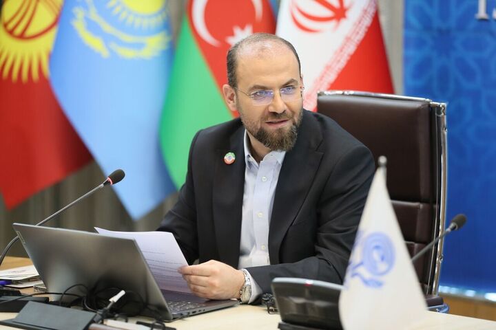 حذف عوارض ۴۰۰ دلاری کامیونهای ایران و ازبکستان| عملیات راه آهن رشت – آستارا از سال آینده