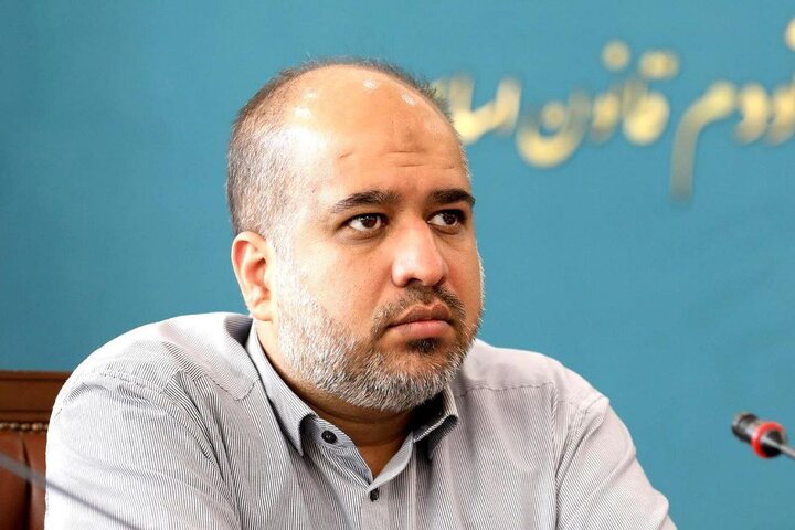 خضریان: گزارش انتصابات فامیلی در منطقه آزاد ارس نگران‌کننده است