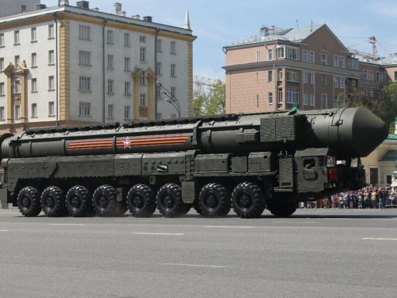 دستیابی ایران به موشک قاره‌پیما/ کدام کشورها زیر برد موشکی ایران قرار می‌گیرند؟