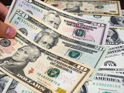 دلار آزاد همچنان صعودی/ دلار آزاد به ۱۳۰ هزار تومان می‌رسد؟