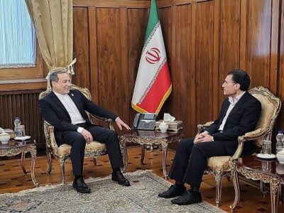 دیدار دبیر شورای راهبردی روابط خارجی با وزیر امور خارجه