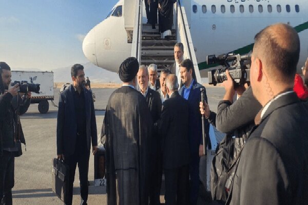 رئیسجمهور وارد یاسوج شد