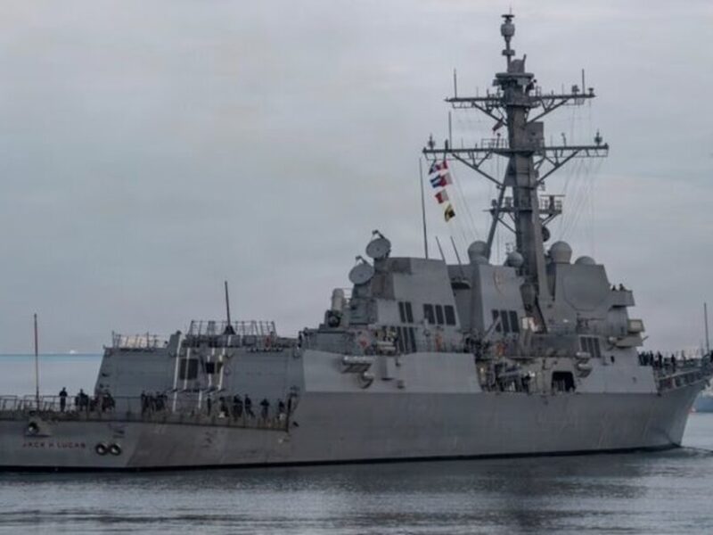 رونمایی آمریکا از یک ناوشکن جدید برای مقابله با ایران