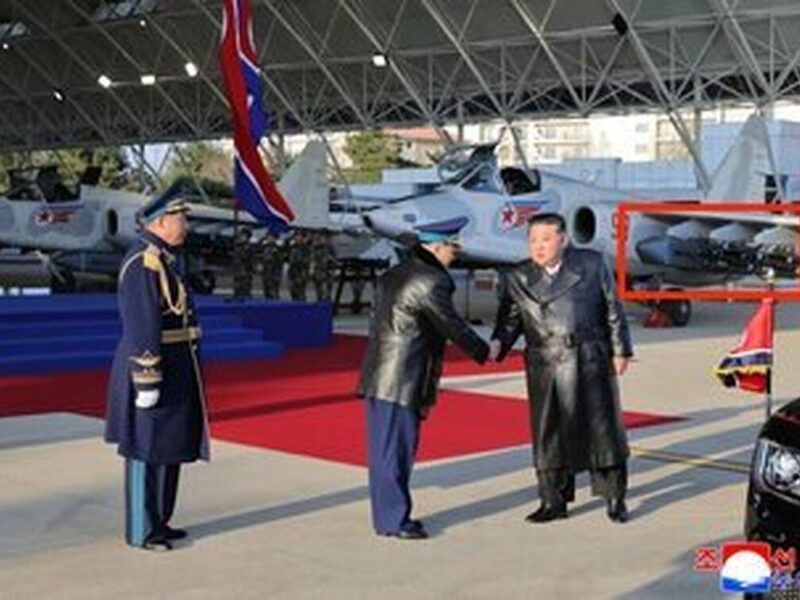 سلاح جدید کره‌شمالی دیده شد/ سوخو-۲۵ های با سلاح جدید به میدان می‌آیند؟