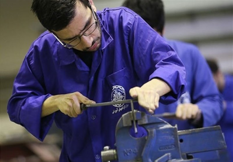 سهمیه ۵هزار کارورز و یارانه بیمه برای استخدام دانش‌آموختگان