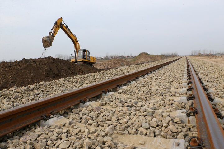 سوت قطار اردبیل تا پایان امسال به صدا در میآید