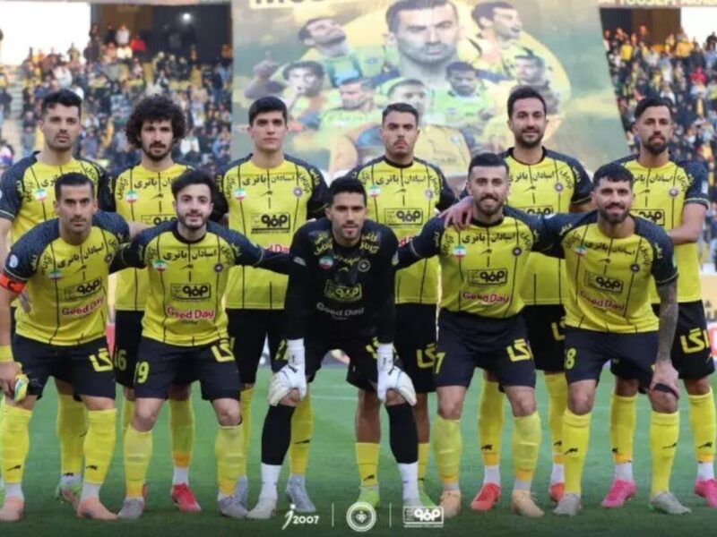 سپاهان – چادرملو با دو جابجایی مهم در دفاع و هافبک