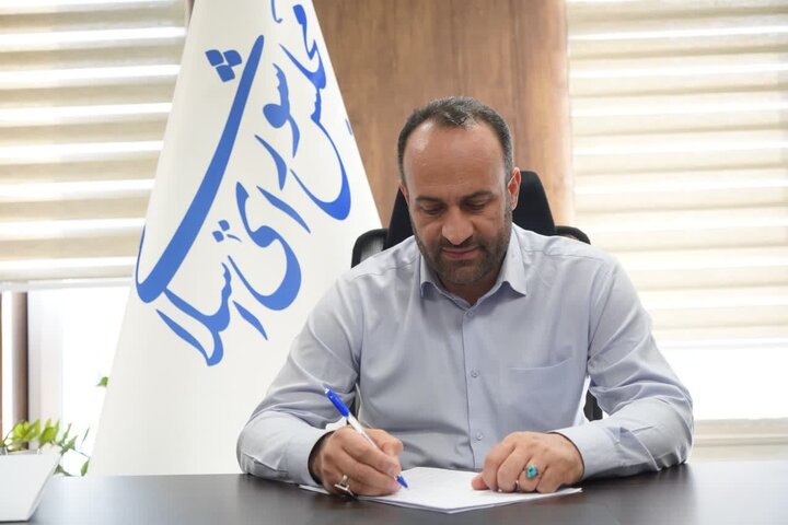 شیرینزاد: کابینه ضعیف است؛ وزرای ناکارآمد استیضاح شوند