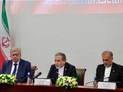 عراقچی: آمریکا جهان را به سمت بی قانونی و قانون جنگل پیش می‌برد