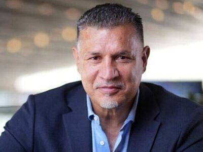 علی دایی و همسرش در تور کویر شهداد + عکس