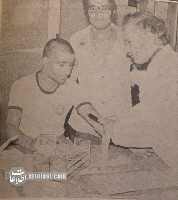 عکس‌های زیر خاکی از علی پروین و ناصر حجازی در آزمایشگاه!