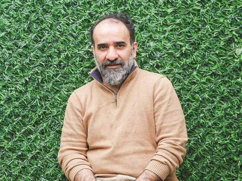 فوری/ سقوط هنرمند معروف از قله دماوند