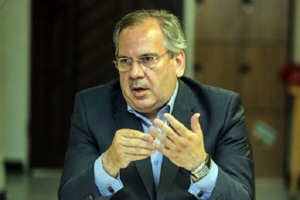 مدل سریعالقلم؛ بازگشت به نخبهسالاری قلابی