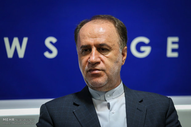 نشست نظارتی مجلس برای تقویت دولت است؛ کابینه ترمیم شود