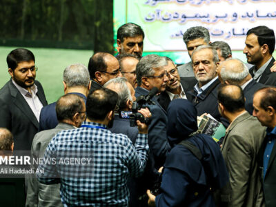 نمایندگان خواستار بسیج همه‌جانبه دولت برای حل مشکلات اقتصادی شدند