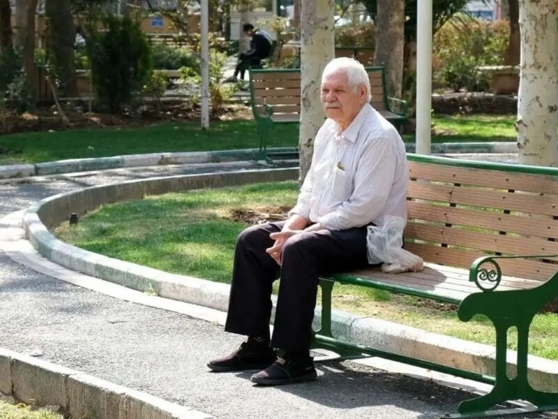 وام بازنشستگان واریز می‌شود