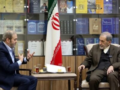 ولایتی: جمهوری اسلامی ایران با قاطعیت از حزب‌الله حمایت می‌کند