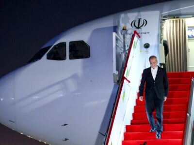 پزشکیان وارد آستانه پایتخت قزاقستان شد