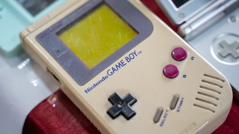 گنج پنهان در انباری خانه/ ۸ محصول قدیمی که شما را میلیاردر میکنند! گنج پنهان در انباری خانه/ ۸ محصول قدیمی که شما را میلیاردر میکنند!