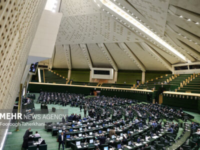 ۳۷ نماینده خواستار مدیریت فروش بلیط قطار شدند