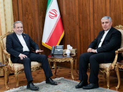 دیدار سفیر ایران در جمهوری آذربایجان با عراقچی