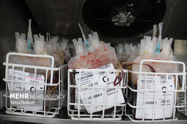 اهدای خون در ماه رمضان نباید به شب‌های قدر محدود شود