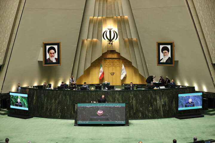 تقدیر مجلس از حضور عظیم مردم در راهپیمایی ۲۲ بهمن