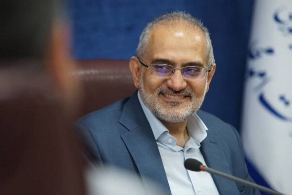 حسینی: احزاب وظیفه دارند برای انقلاب نیرو تربیت کنند