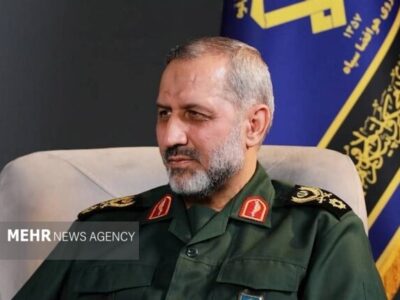 دیدار سردار موسوی با خانواده‌های شهدای جنگ ۱۲ روزه