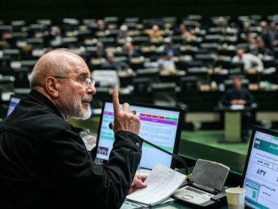 رئیس مجلس: اسقاط خودرو باید طبق قانون انجام شود